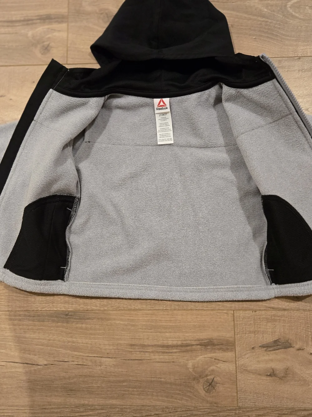 NWT Reebok Toddler Boys Full Zip Hooded Fleece Jacket Gray Black Colorblock 2T